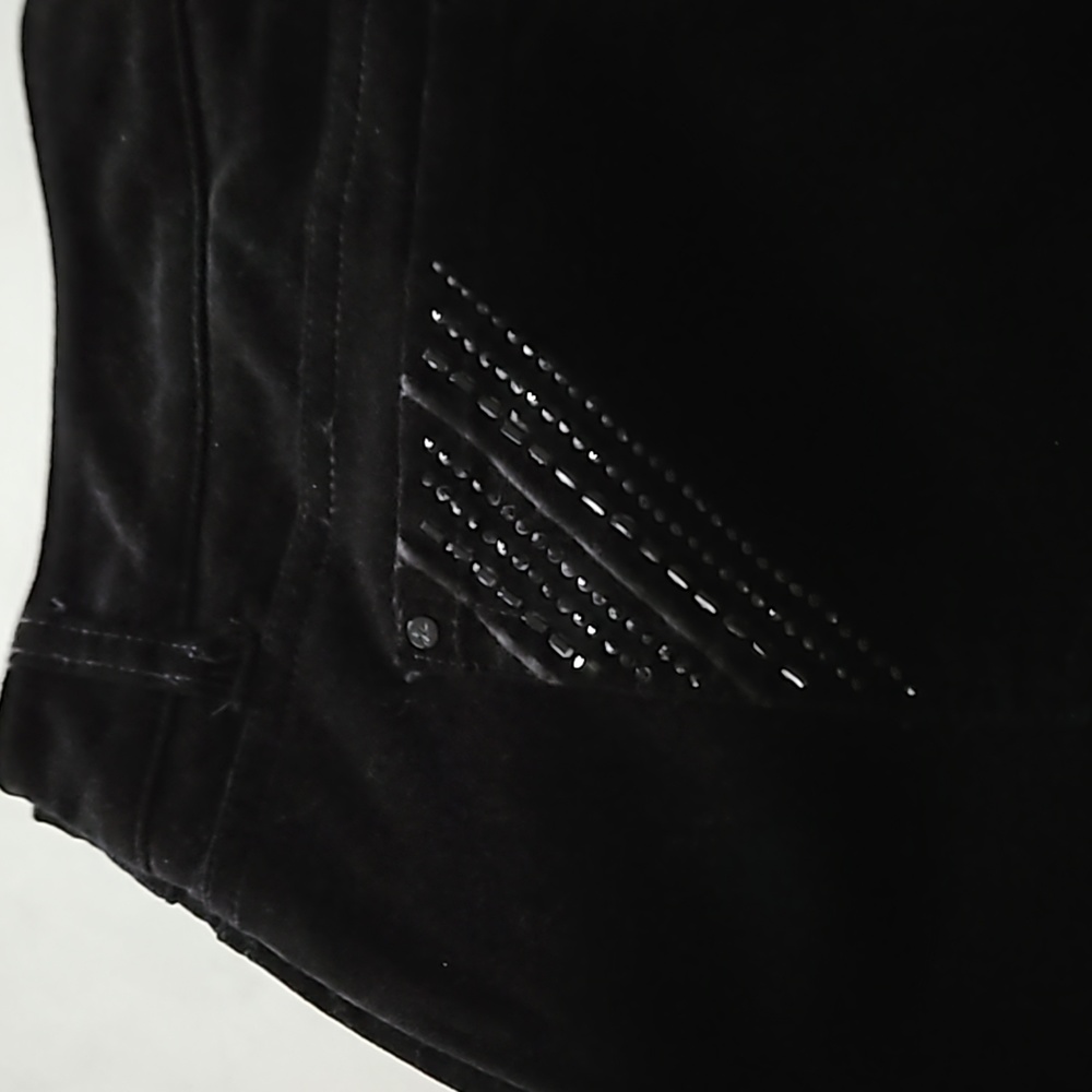 WHITE HOUSE/BLACK MARKET Black Velvet Studded Boot Leg Pants Size 8R